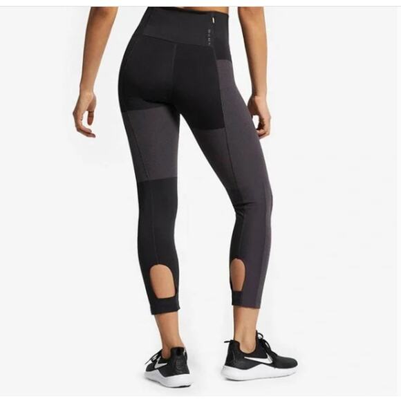 Nike Tech Pack Women's Running Crop Leggings - Picture 2 of 11